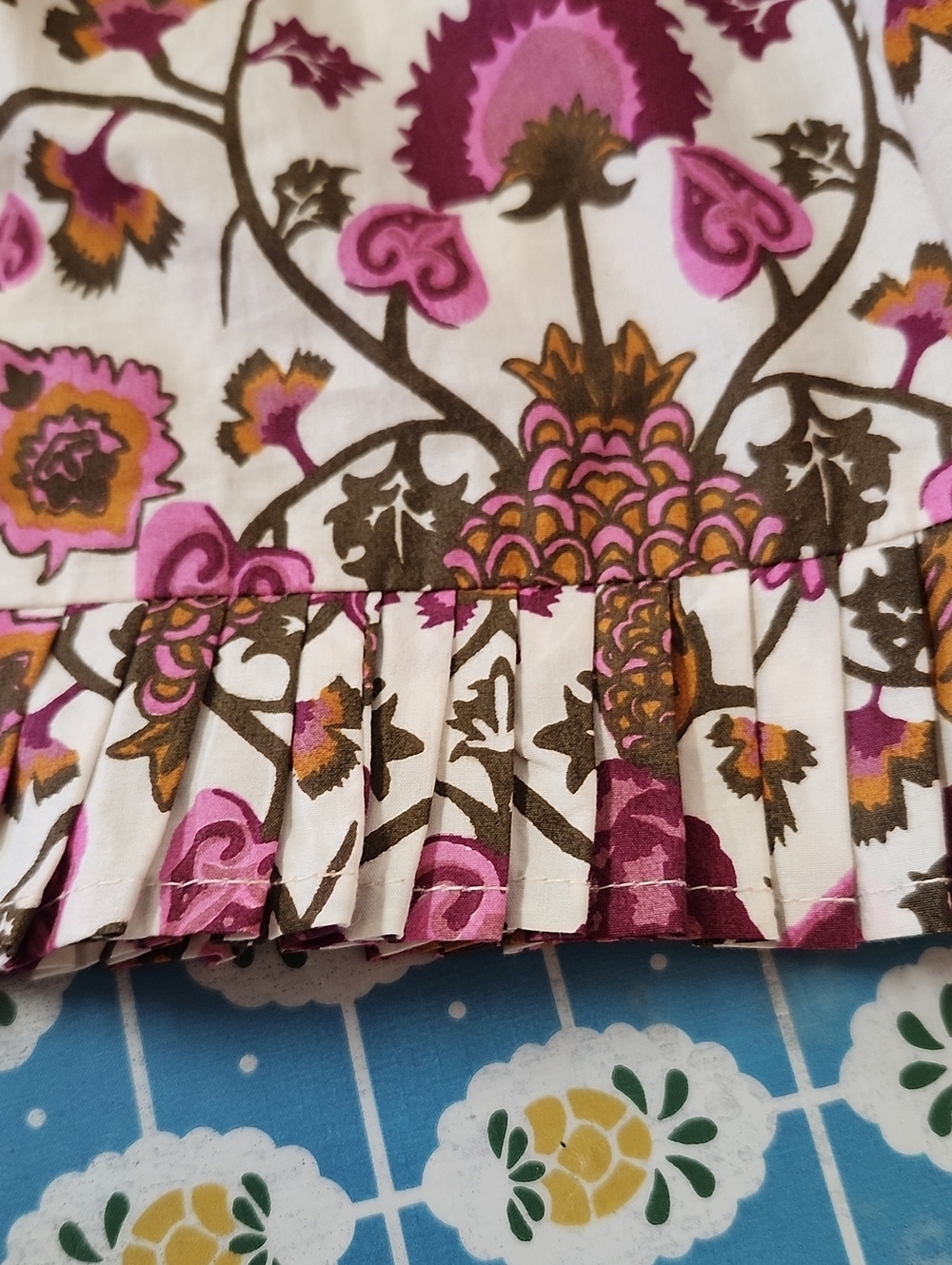 BEYOND BY VERA alice dress in tracht rose Cotton Size Small Ruffle Neck - Picture 12 of 12